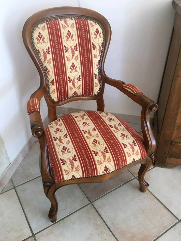 cherche artisan relooking fauteuil cabriolet