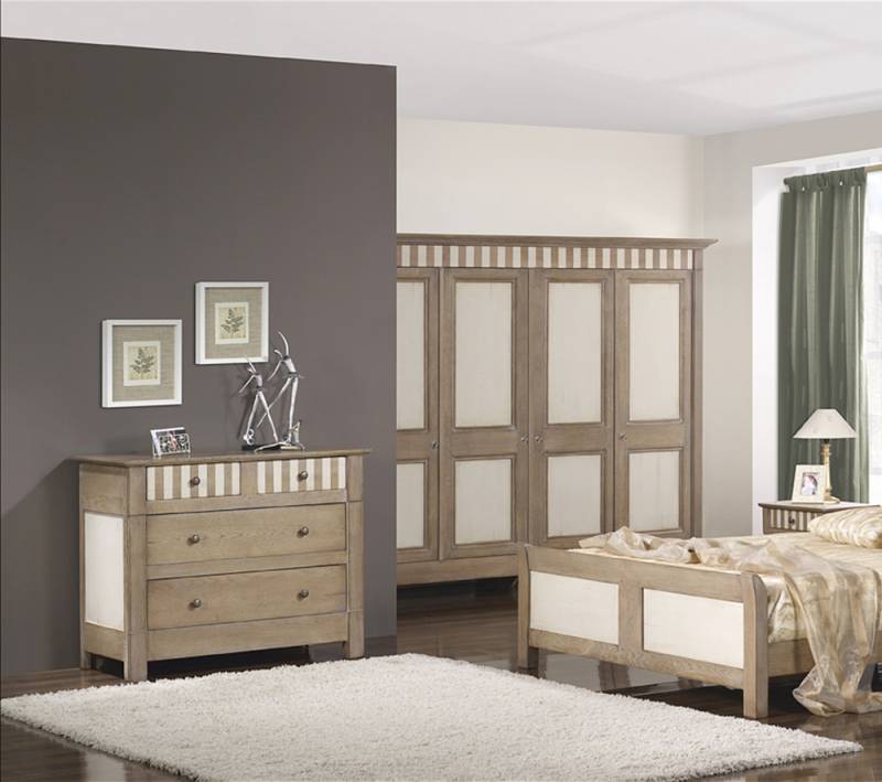 Mobilier en chêne massif collection 