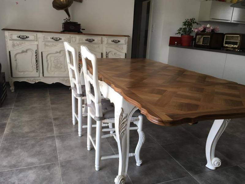 mobilier en noyer rénové en blanc vieilli et plateau bois naturel avignon 84