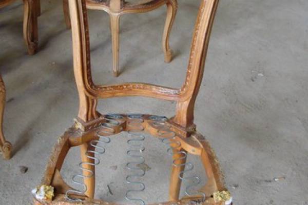 rénovation chaise tapissée cavaillon 84