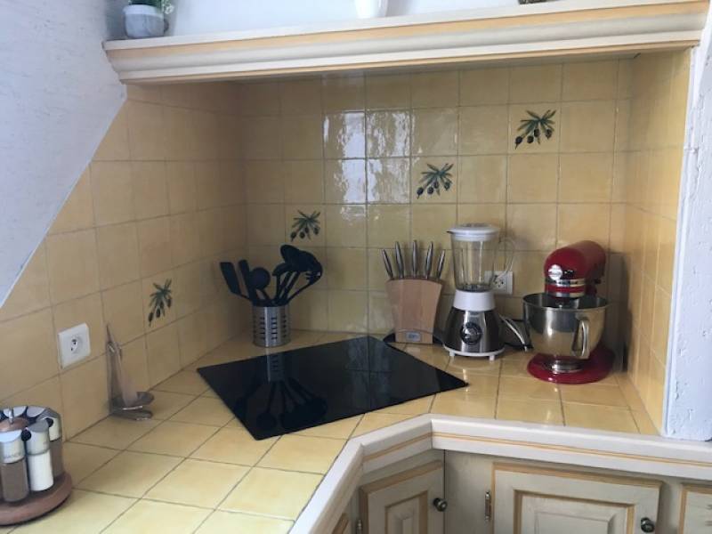 ou faire relooker sa cuisine en chene en bois dans les bouches du rhone